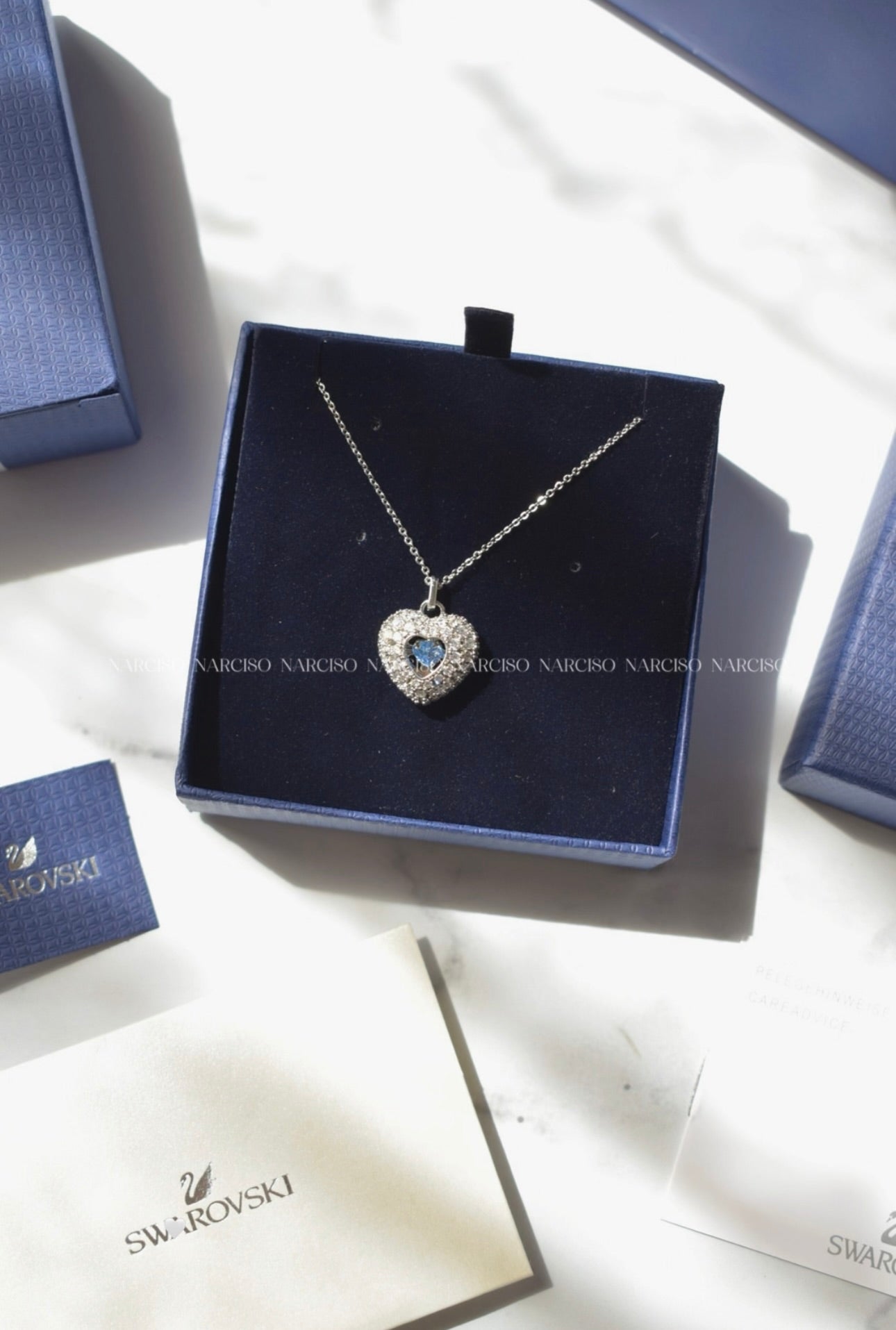 Corazón plateado Swarovski