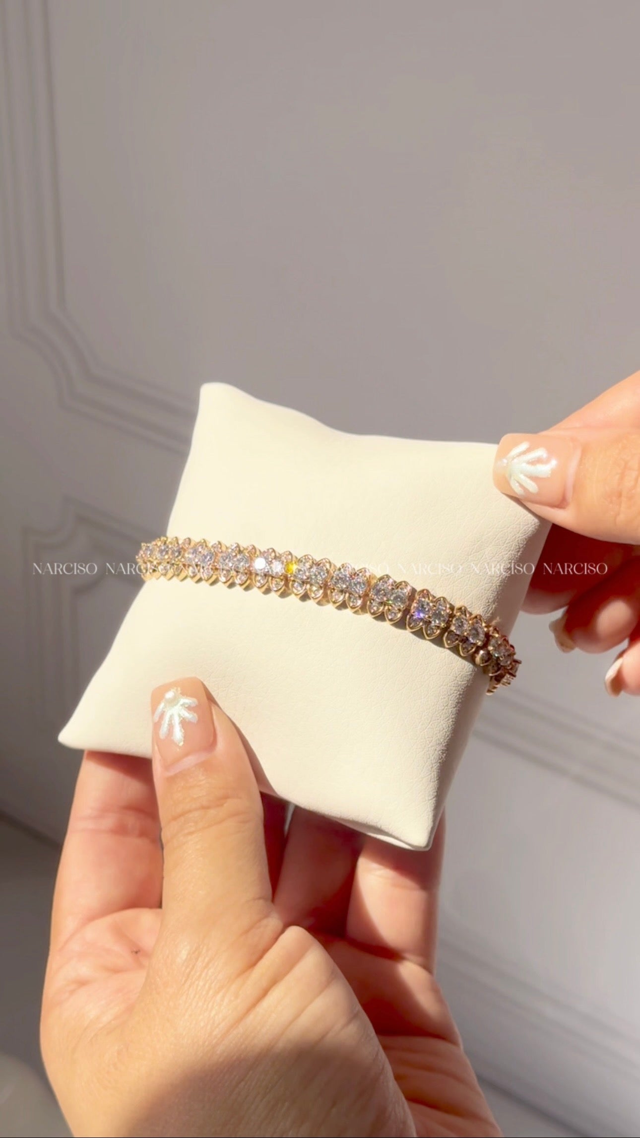 Brazalete dorado brilloso