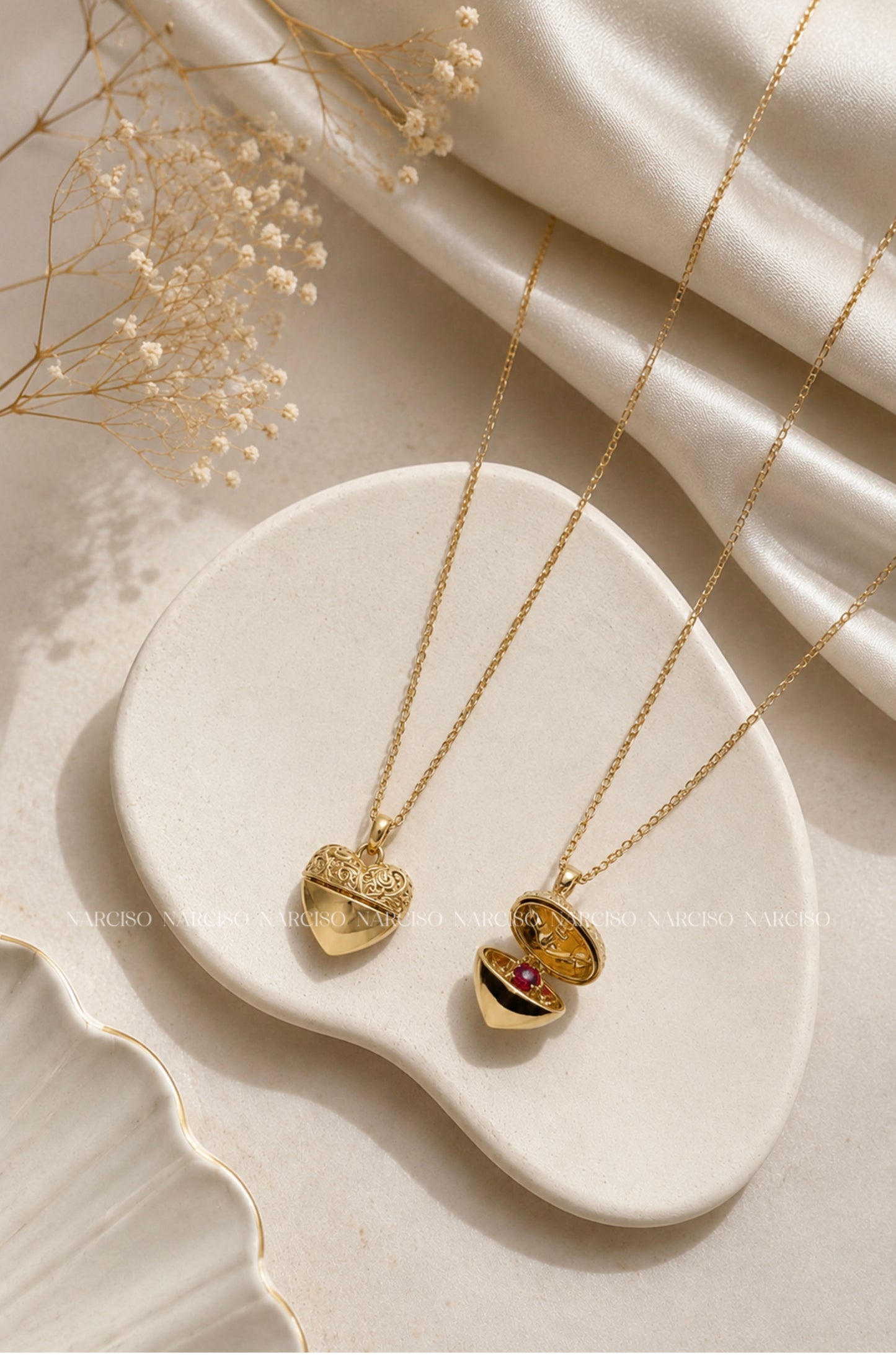 Locket heart