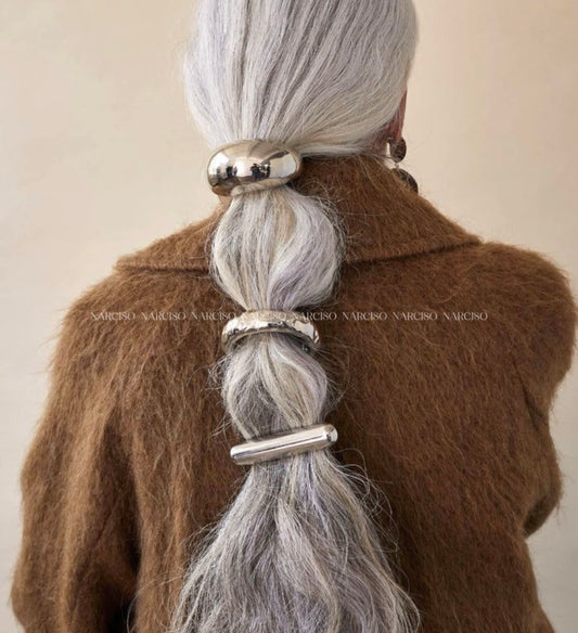 Metal ponytail