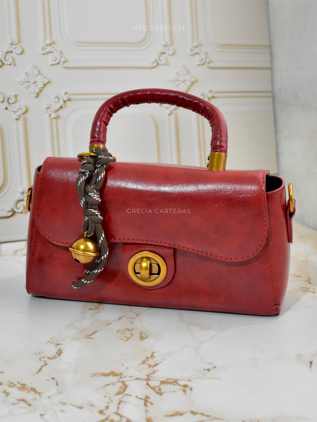 Bolso corinto