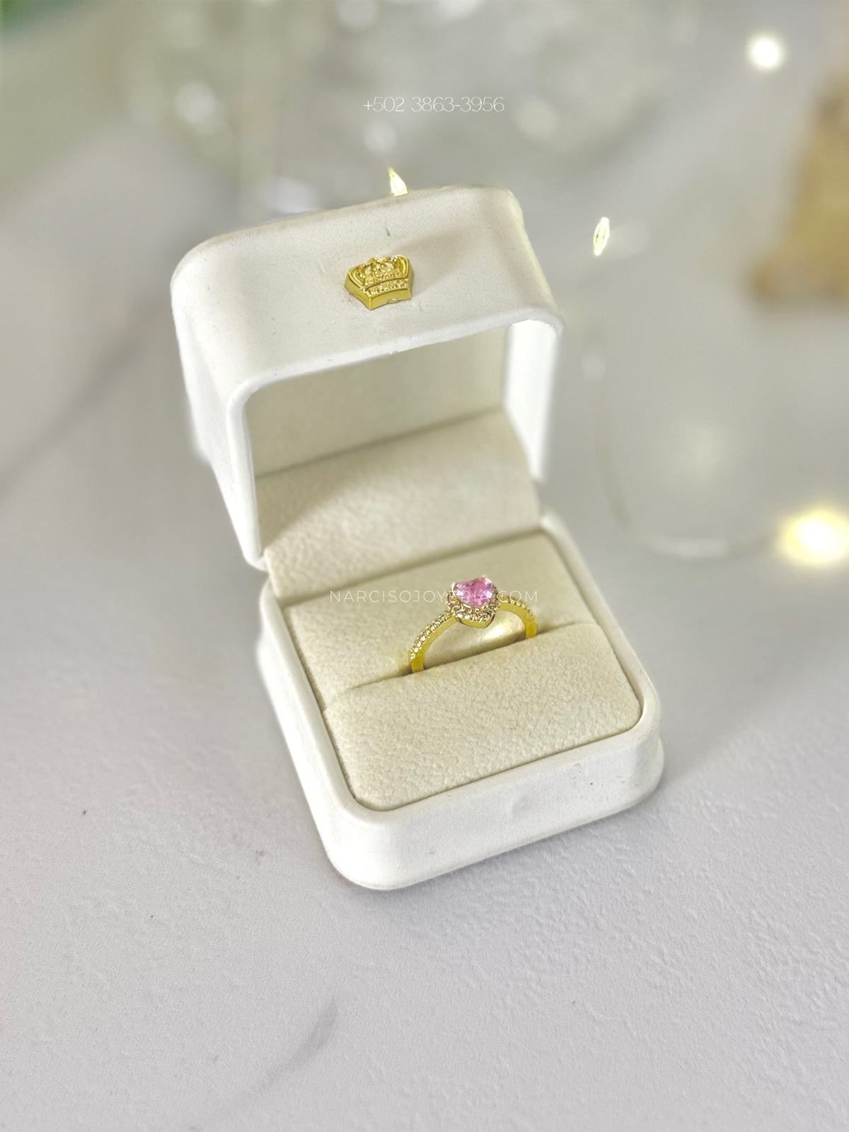 Anillo dorado corazón rosa