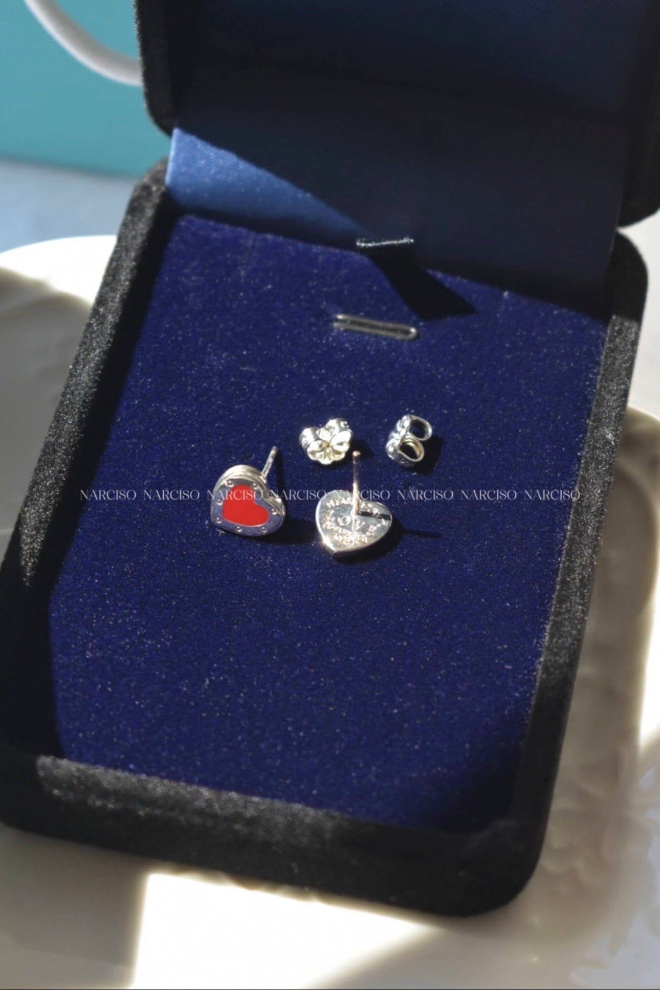 Aretes Tiffany corazón rojo