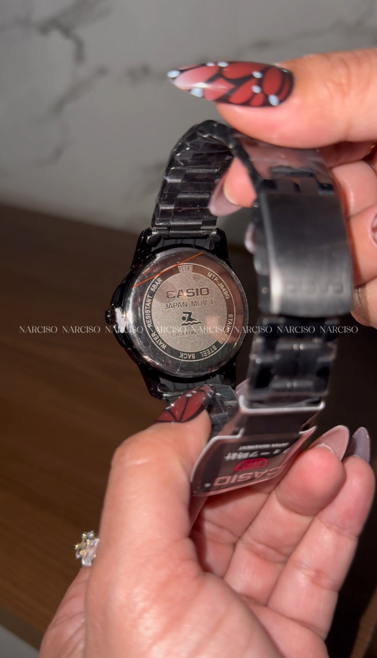 Dúo Casio negro con dorado