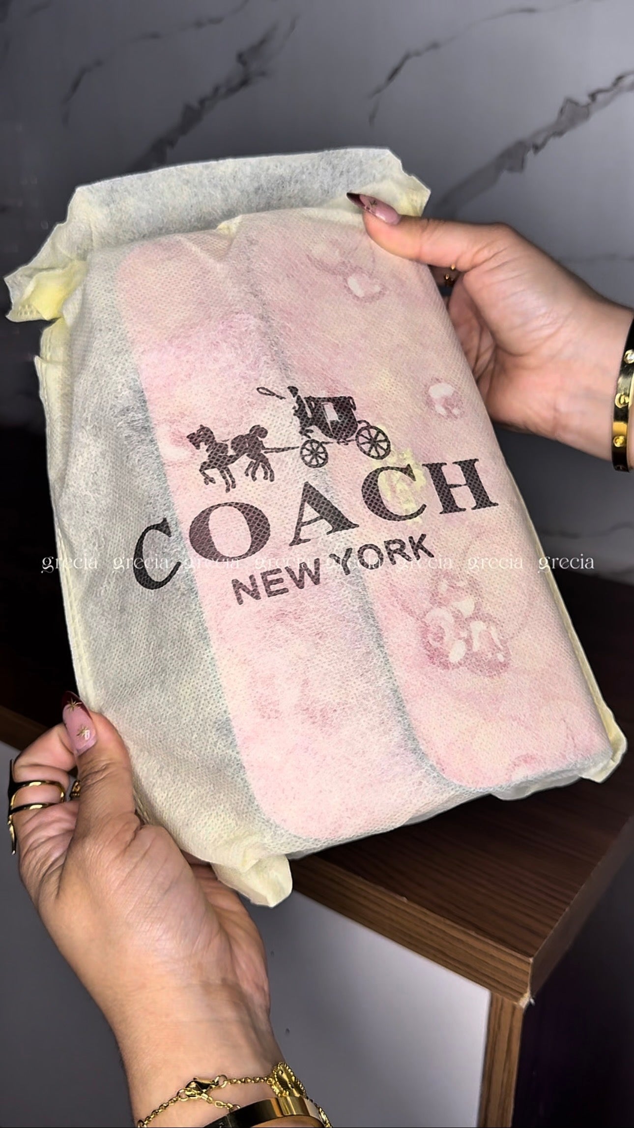 Coach Nolita Cherry rosa