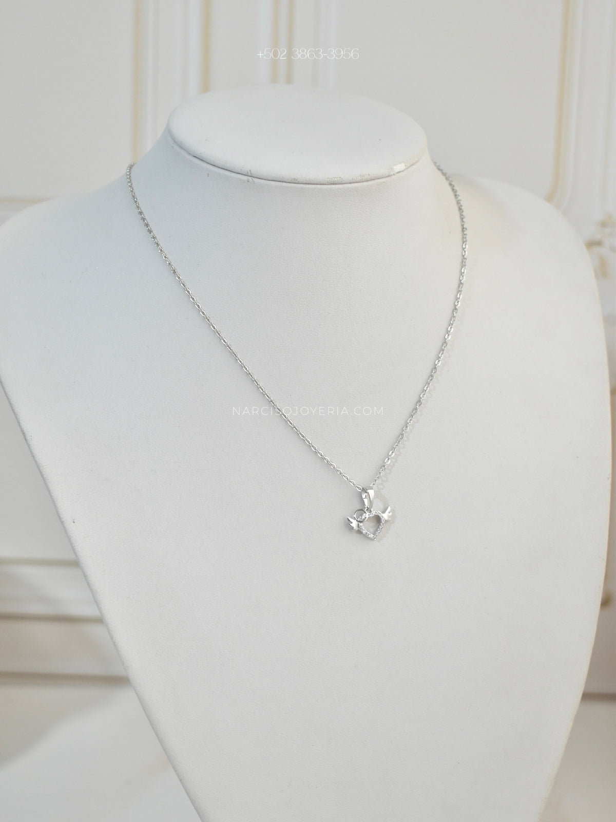 Corazón angelito con alas