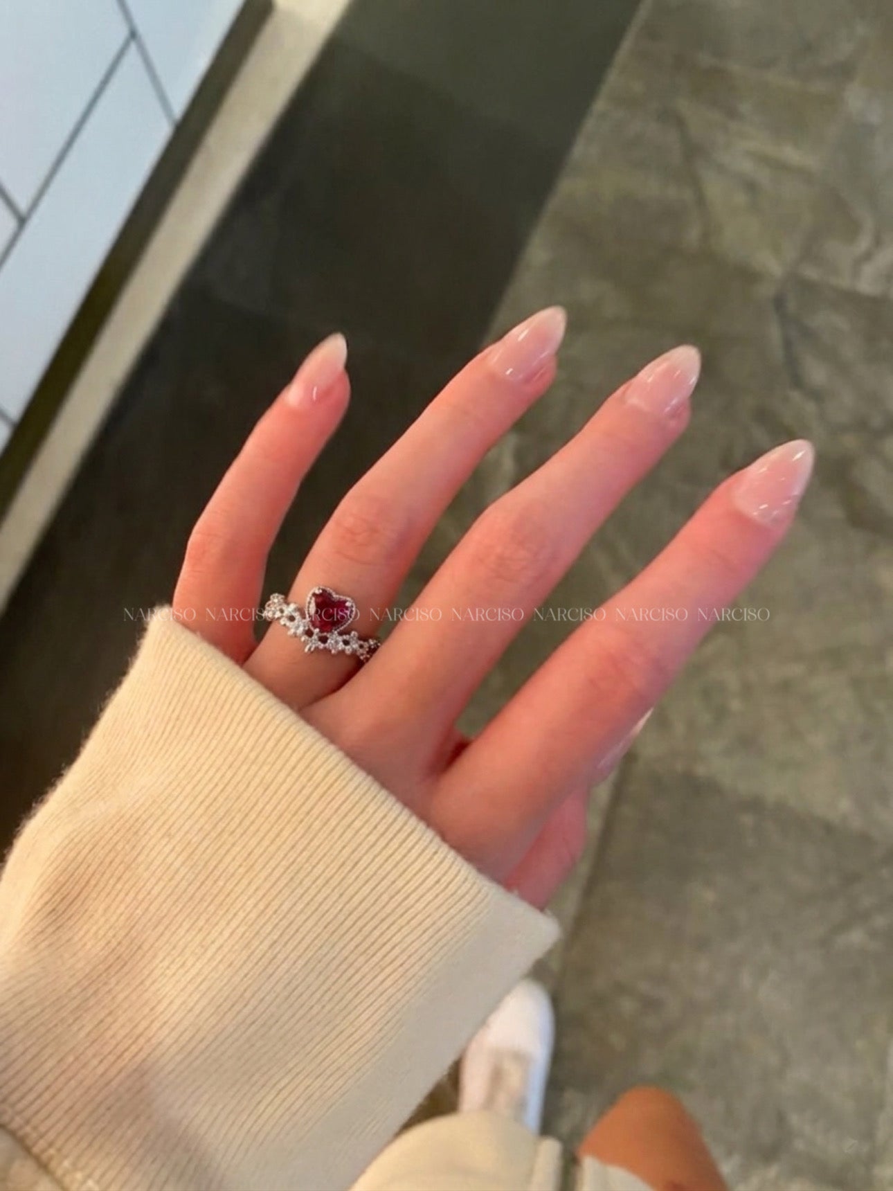 Anillo Pandora corazón rojo