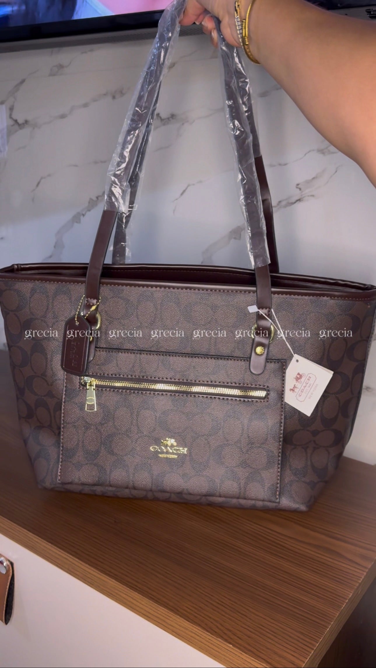 Coach chocolate XL