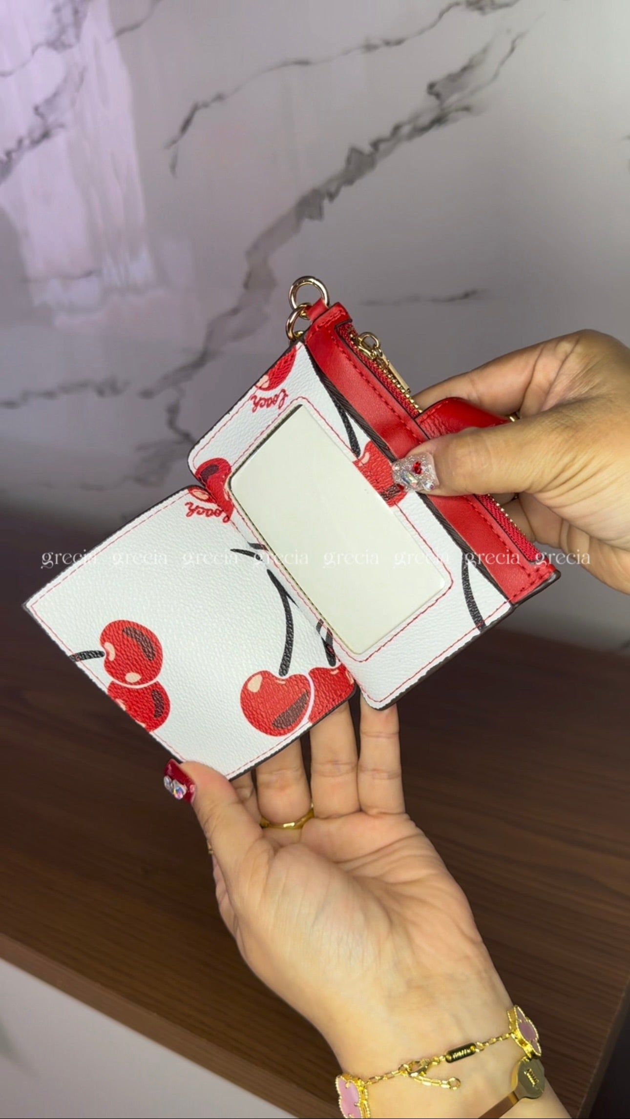 Tarjetero Coach Cherry