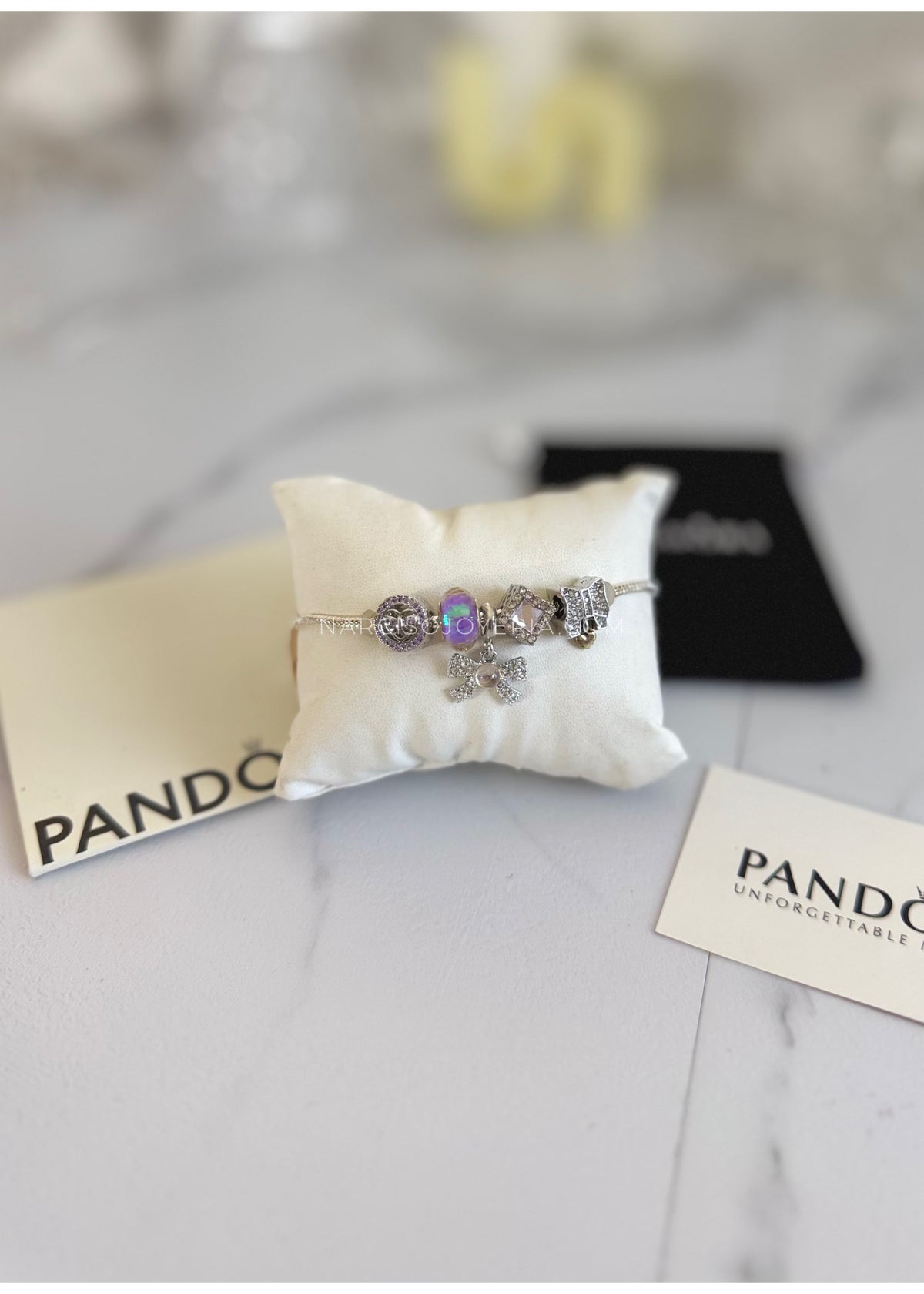Pandora Lila