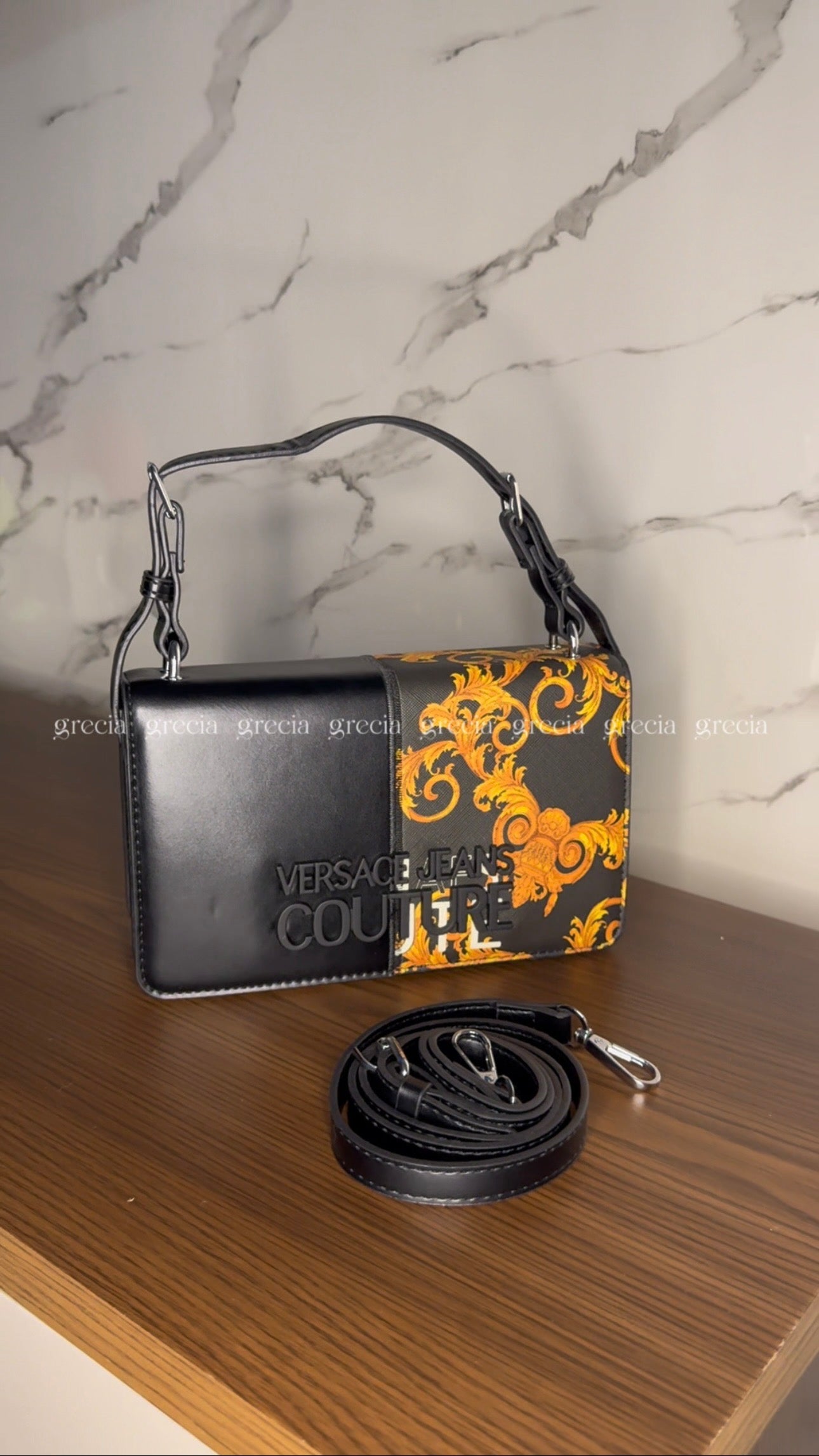 Versace negra