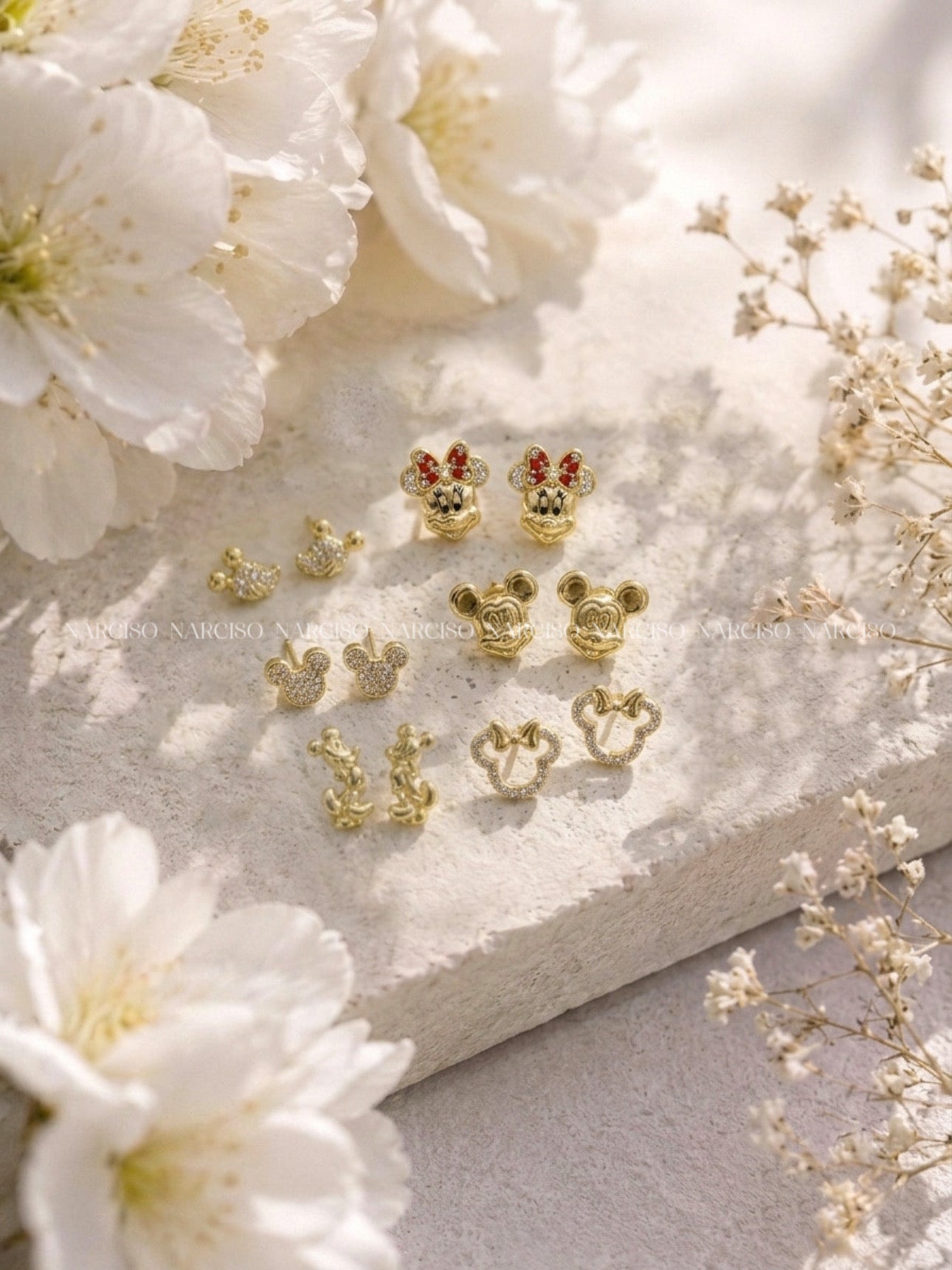 Aretes pequeños Minnie Mouse