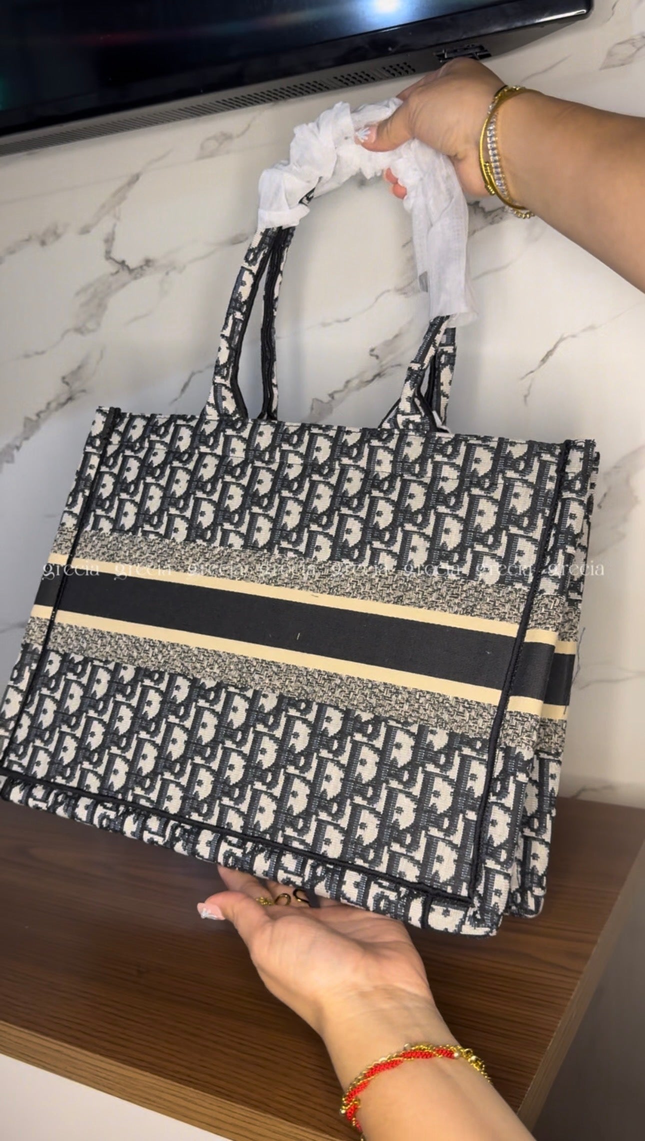 Dior Tote negra mediana