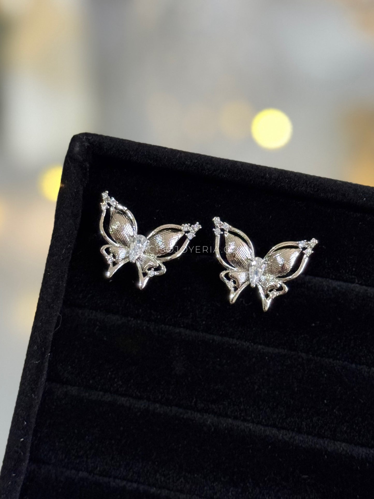 Earcuffs de mariposa