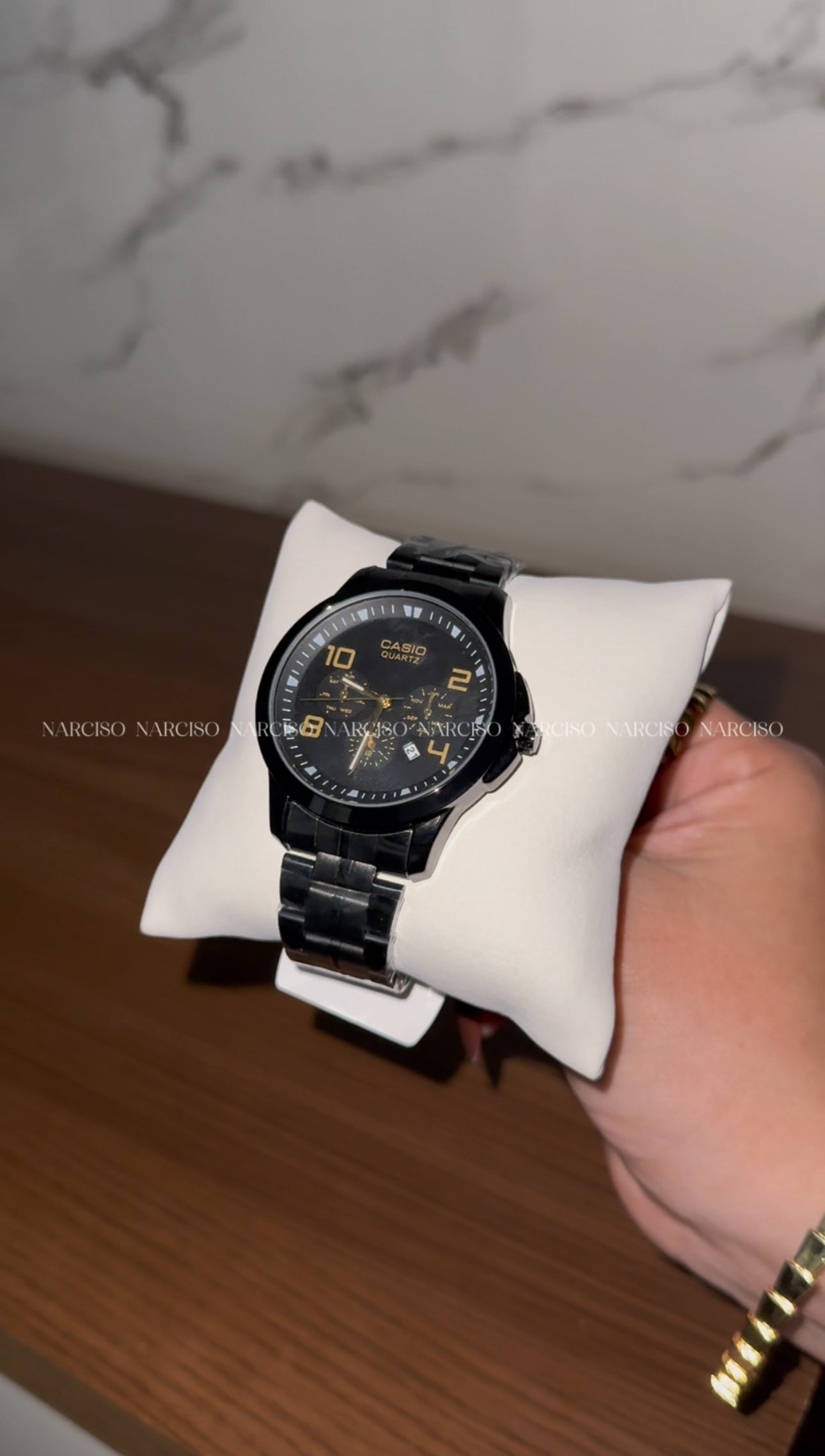 Dúo Casio negro con dorado