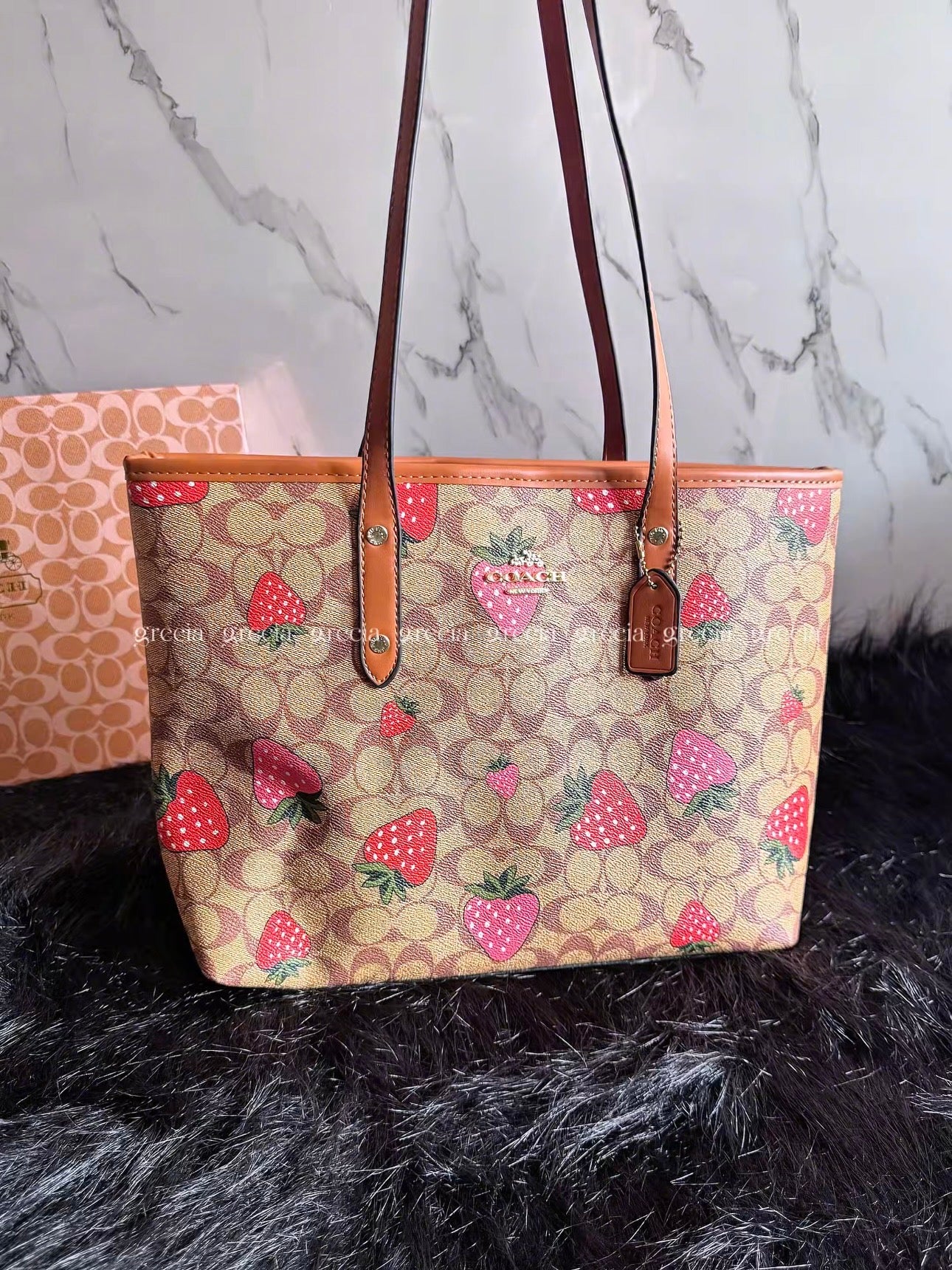 Tote Coach fresa