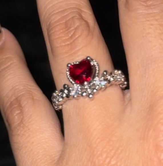 Anillo Pandora corazón rojo