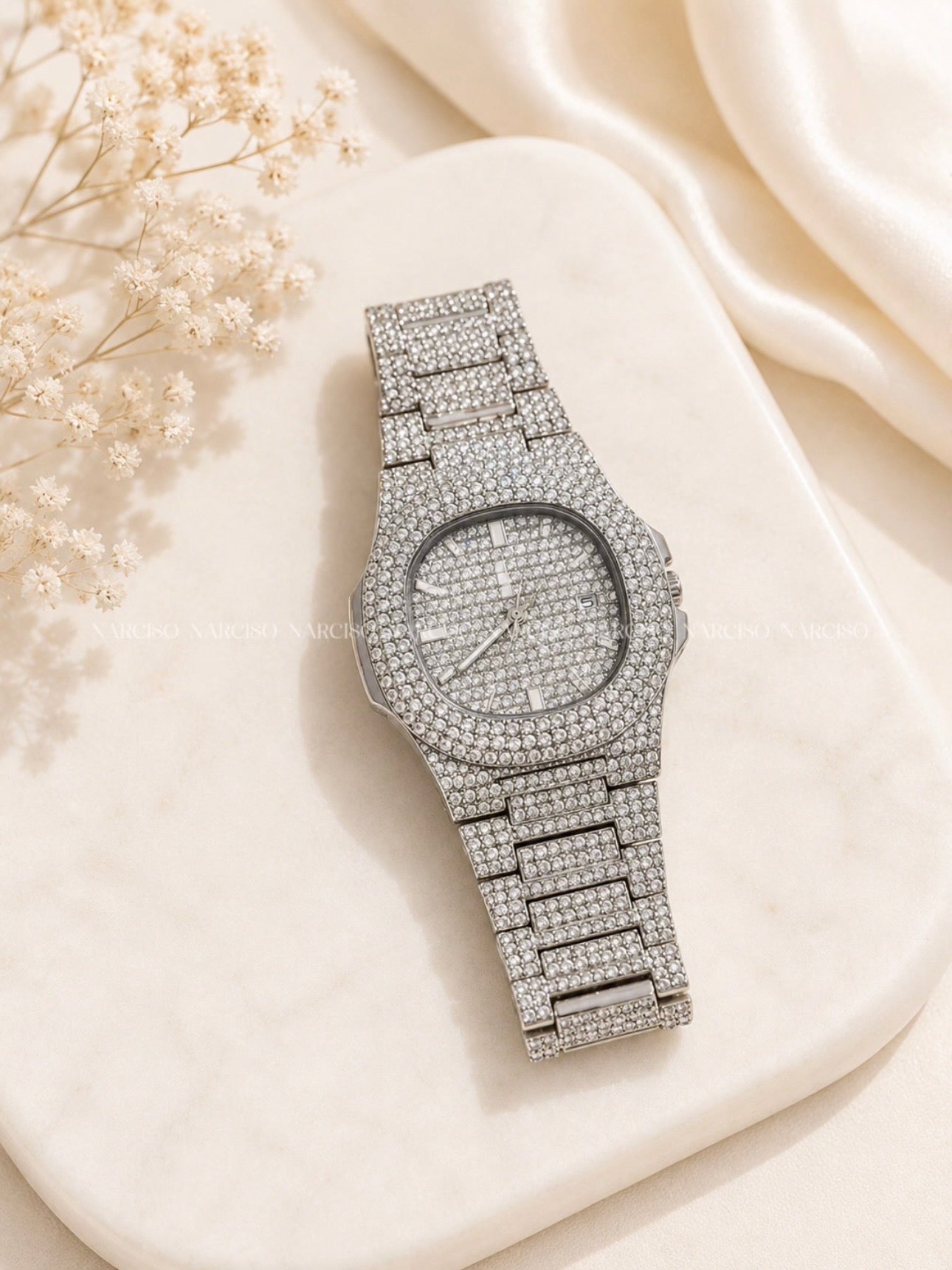 Reloj brillante