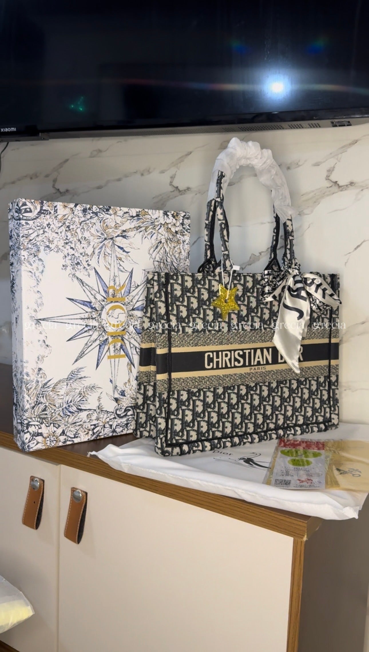 Dior Tote negra mediana
