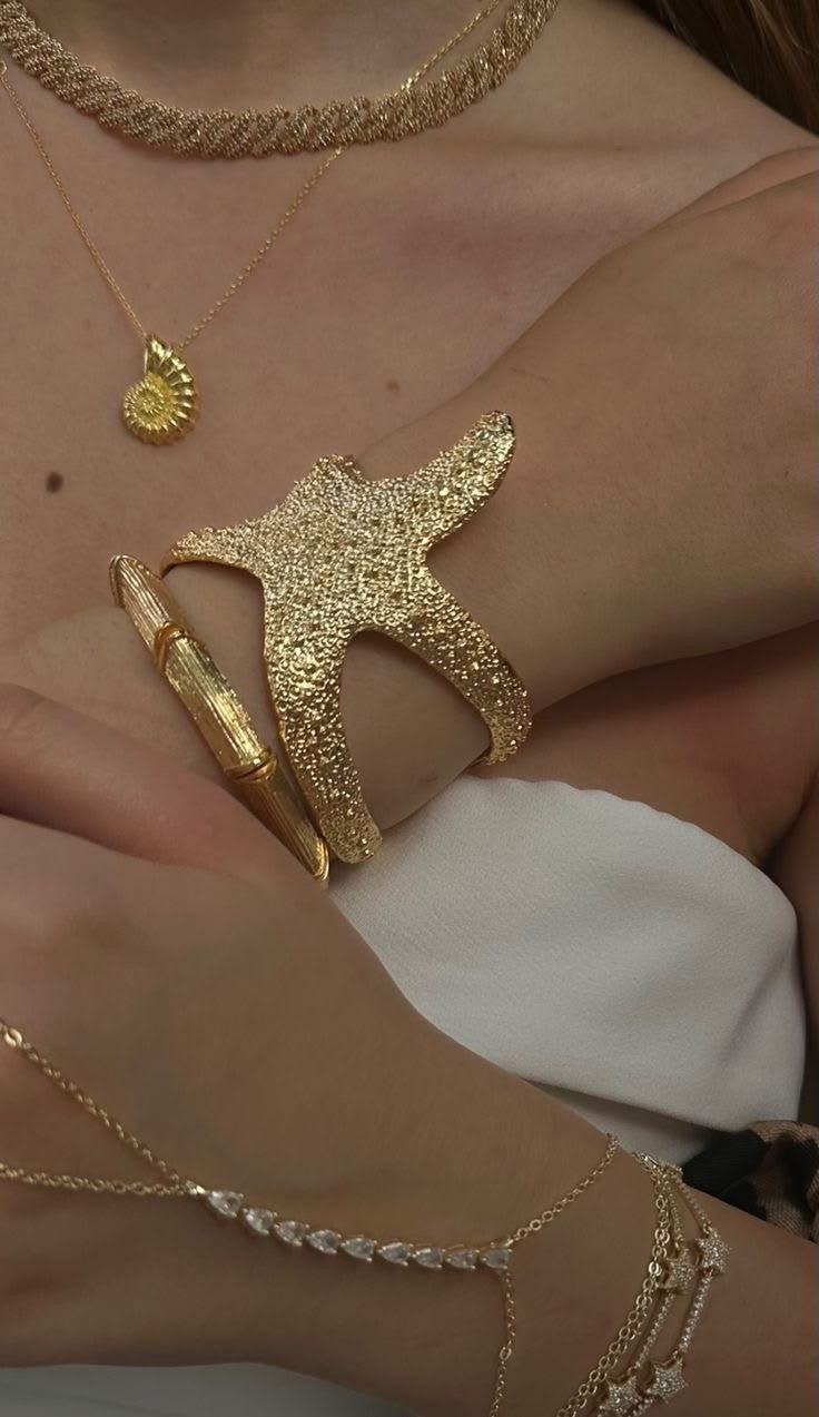 Brazalete estrella de mar dorada