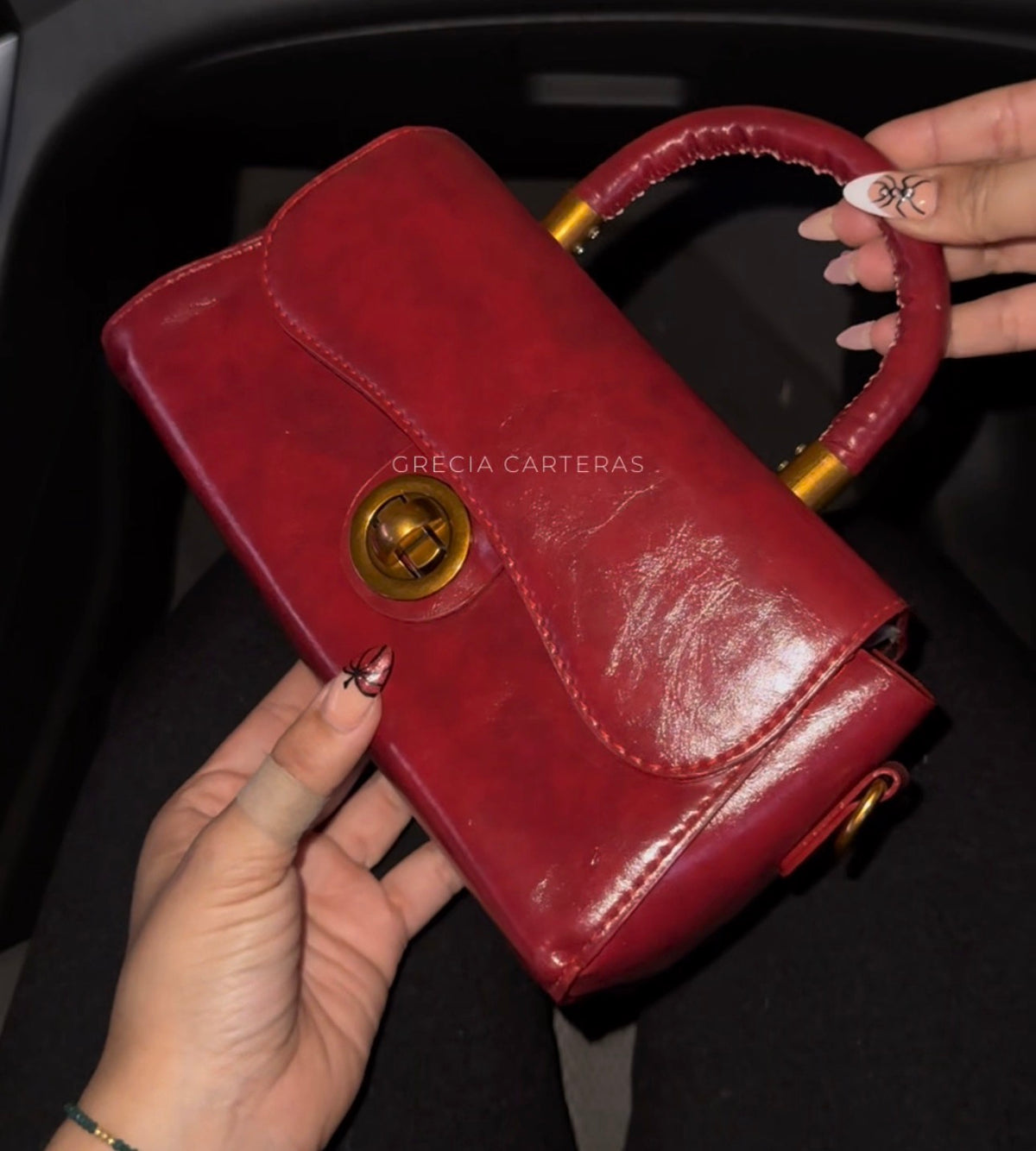 Bolso corinto