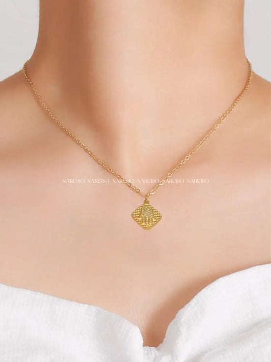 Hamsa Collar