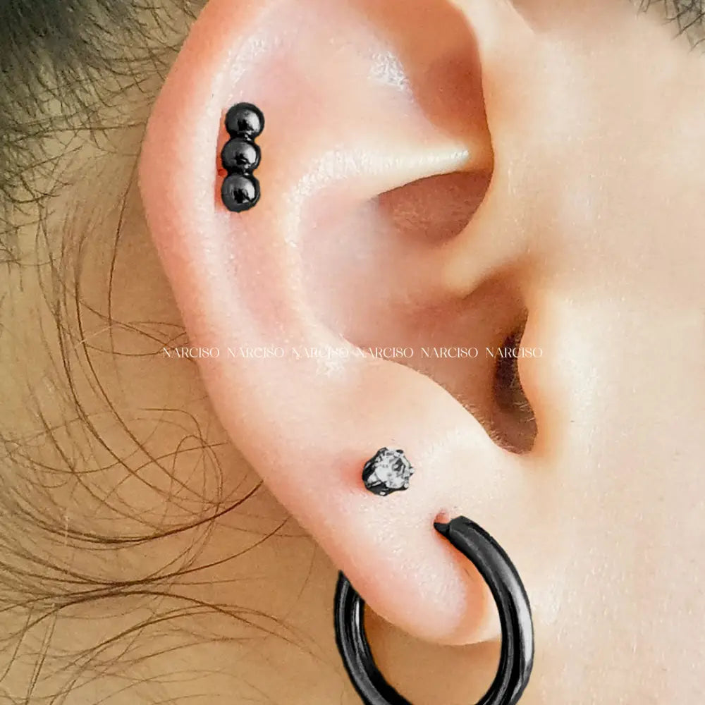 Triple Bolita Negra Piercings